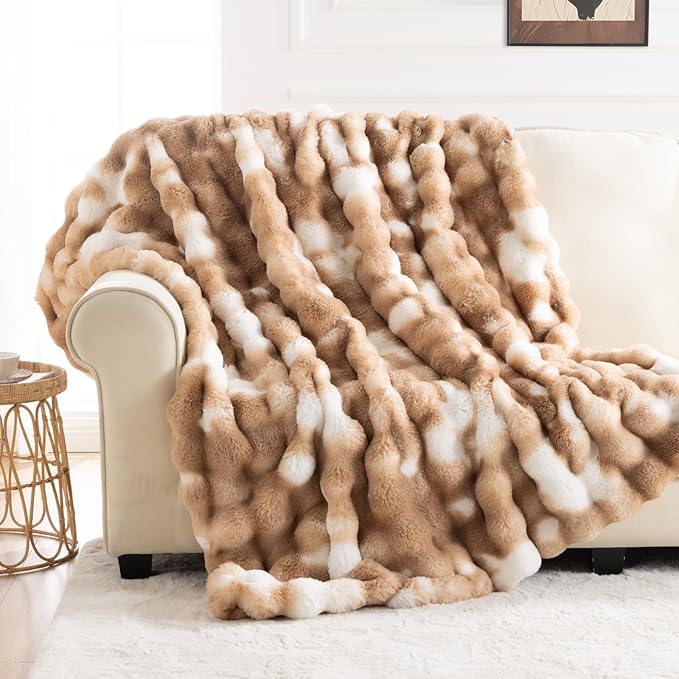 Cozy Faux Fur Throw Blanket for Bed-Warm Fuzzy Throw Blanket, Soft Plush Thick Bubble Blankets for Bedroom and Living Room, Furry Luxury Blanket, 90 x 108, Tie-Dye Brown