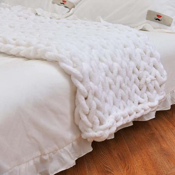 Chunky Knit Blanket Throw 40"×40", Hand Knitted Warm Chenille Throw Blanket, Home Decor Soft Thick Yarn Cable Knit Blanket, Soft Breathable Fleece Banket Christmas for Couch Bed Sofa Best Gift (White)