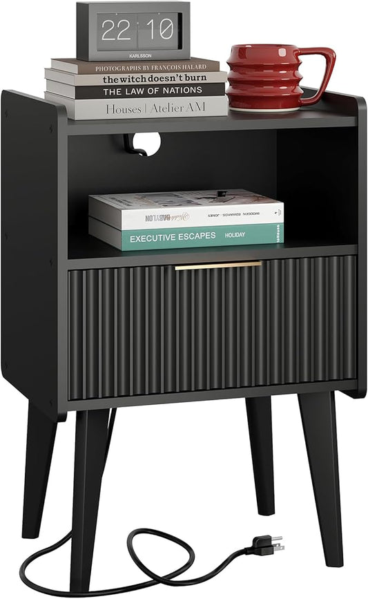 Fluted Nightstand with Charging Station, Modern Bedside Table with Drawer,Black Nightstand with Solid Wood Legs, End Table,Side Table for Living Room,Bedroom Black CTG57BKE