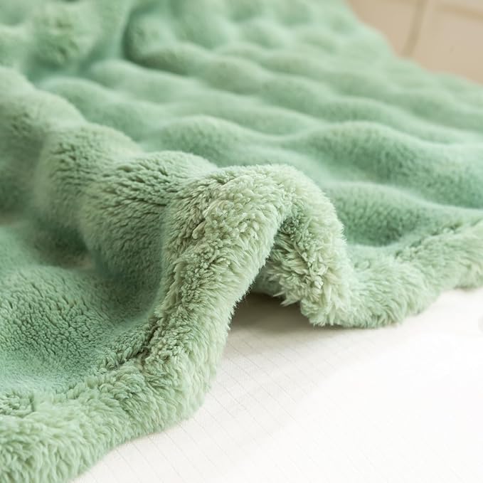 YUSOKI Luxury 3D Bubble Throw Blanket 2lb,All Ages,Home Decoration, (Sage Green,50 * 60inches)