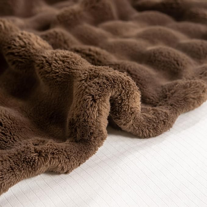 YUSOKI Luxury 3D Bubble Throw Blanket 2lb,All Ages,Home Decoration, (Brown,50 * 60inches)