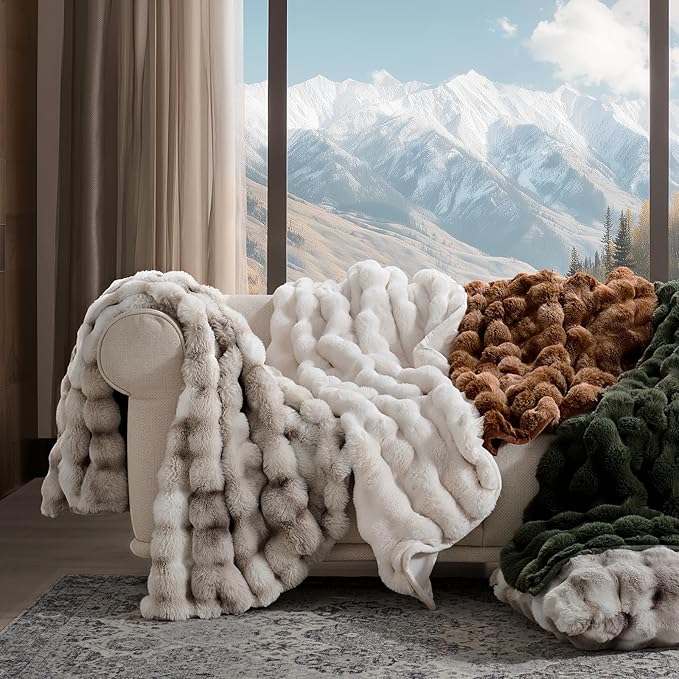 EVERGRACE Ultra Soft Luxury Fluffy Ridgeline Faux Rabbit Fur Throw Blanket, Thick Warm Bubble Throw for Bed, Cozy Plush Reversible Blankets for Couch, Chair, Sofa, Lion Caramel, 60x80 Inches, 870 GSM