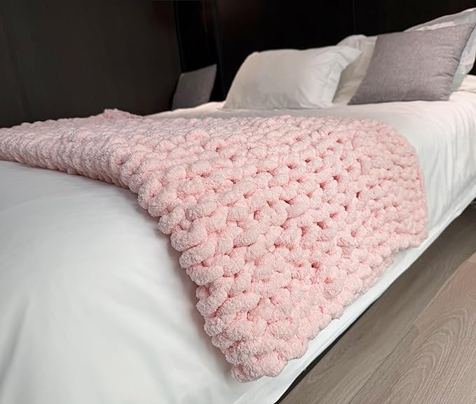 Chunky Knit Blanket Throw 40"×40", Chenille Throw Blankets, Handmade Warm & Cozy Blanket Couch Bed Home Decor, Soft Breathable Fleece Banket, Christmas for Couch Bed Sofa Best Gift (Pink)