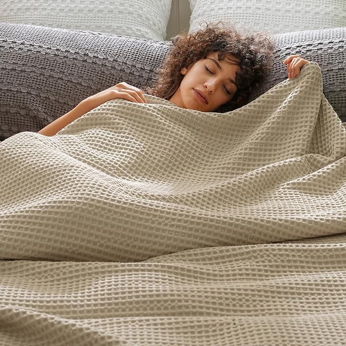 PHF Ultra Soft Waffle Weave Blanket King Size 104"x 90"- Washed Lightweight Breathable Cozy Woven Blanket for Bed - Aesthetic Decor for Couch Bedding Sofa Home Car - Khaki