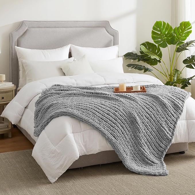 Amélie Home Chunky Knit Throw Blanket for Couch, Soft Chenille Crochet Blanket for Sofa, 50"x60", Light Grey