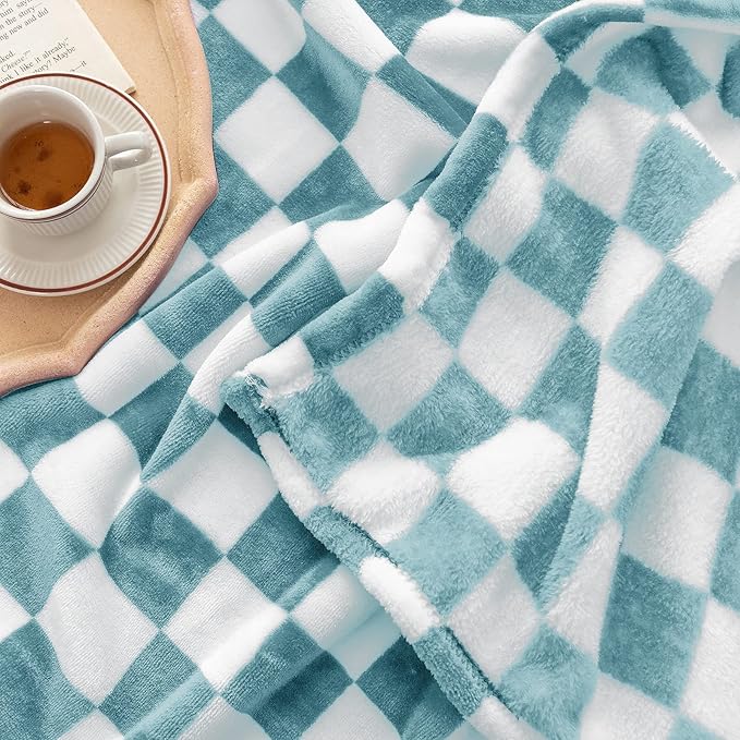 LOMAO Throw Blankets Flannel Blanket with Checkerboard Grid Pattern Soft Throw Blanket for Couch, Bed, Sofa Luxurious Warm and Cozy for All Seasons (Light Blue, 40"x50")