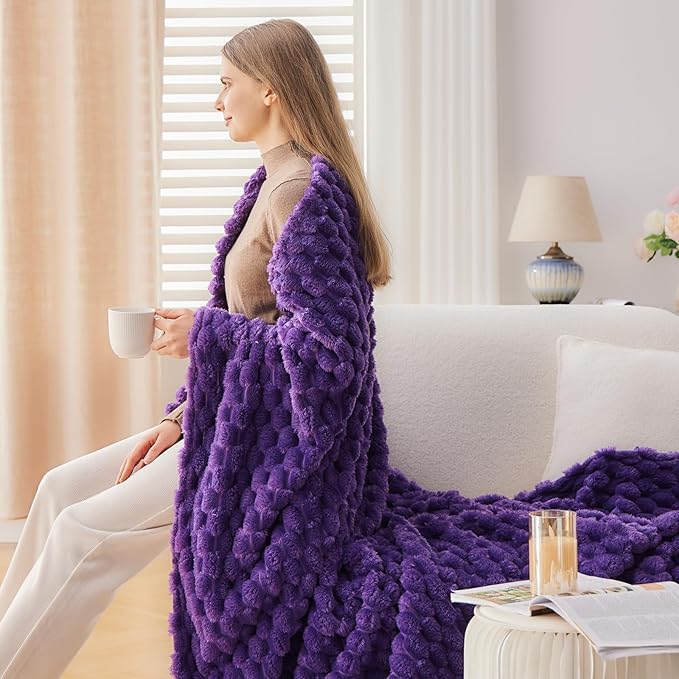 NEWCOSPLAY Super Soft King Blanket Purple Premium Silky Flannel Fleece 3D Clouds Stylish Jacquard Lightweight Bed Blanket All Season Use 350GSM (Purple, King(90"x110"))