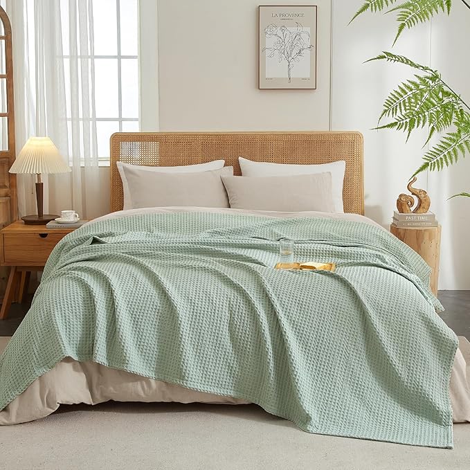 PHF Ultra Soft Waffle Weave Blanket King Size 104"x 90"- Washed Lightweight Breathable Cozy Woven Blanket for Bed - Aesthetic Decor for Couch Bedding Sofa Home Car - Sage Green/Mint Green