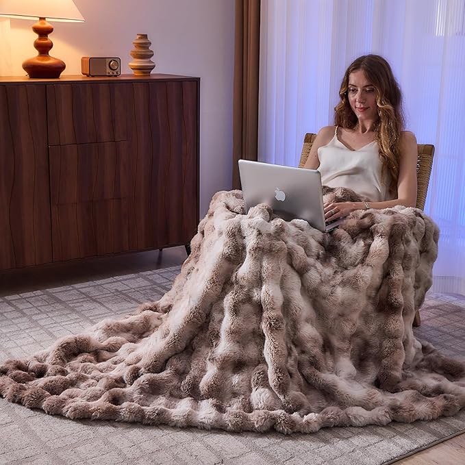 Lotus Karen Faux Fur Throw Blanket Tie-Dye Beige - Big Bubble Rabbit Fluff Blanket for Couch, Small Fluffy Fuzzy Cozy Blankets,Thick Furry Plush Shaggy Blankets,50x60 Inches