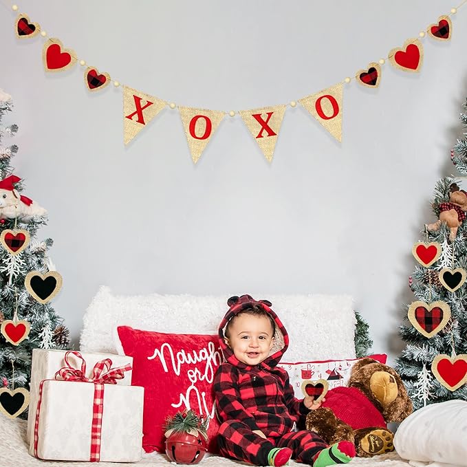 Valentine’s Day Party Decorations Felt XOXO Sign Triangle Pennant Banner Flag Buffalo Plaid Red Black Heart Burlap Garland with Wood Beaded for Wedding Birthday Valentine’s Day Party Supplies