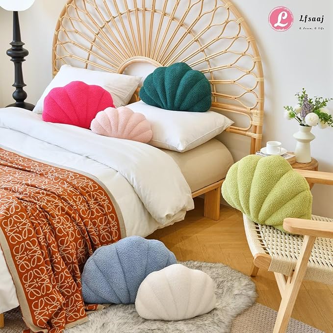 Pink Seashell Throw Pillows, Shell Shaped Throw Pillows, 13 Inch Soft Home Decorative Pillow Plush Cushion for Bed Couch Living Sofa Room Decor Accent Throw Pillow