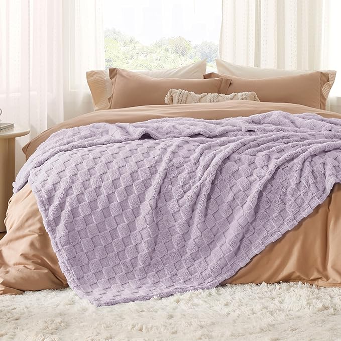 Bedsure GentleSoft California King Blanket for Bed - Super Soft Cozy Blankets for Women Men Girls, Large Fuzzy Fleece Throw for Bedroom Decor, Lavender Fog, 102x96 Inches
