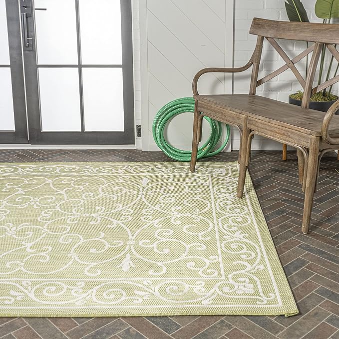 JONATHAN Y Vintage Filigree Indoor Outdoor Area Rug 5X8 Green/Cream, Charleston Textured Weave for Backyard, Patio, Porch, Easy-Cleaning, High Traffic, Pet-Friendly, Non-Shedding (SMB106H-5)