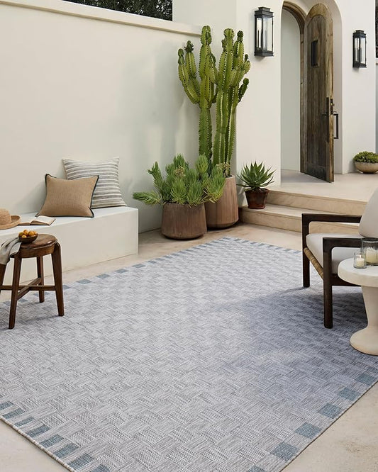 Loloi Amber Lewis Topanga Collection TOP-07 Silver/Blue 2'-3" x 3'-9" Indoor/Outdoor Area Rug
