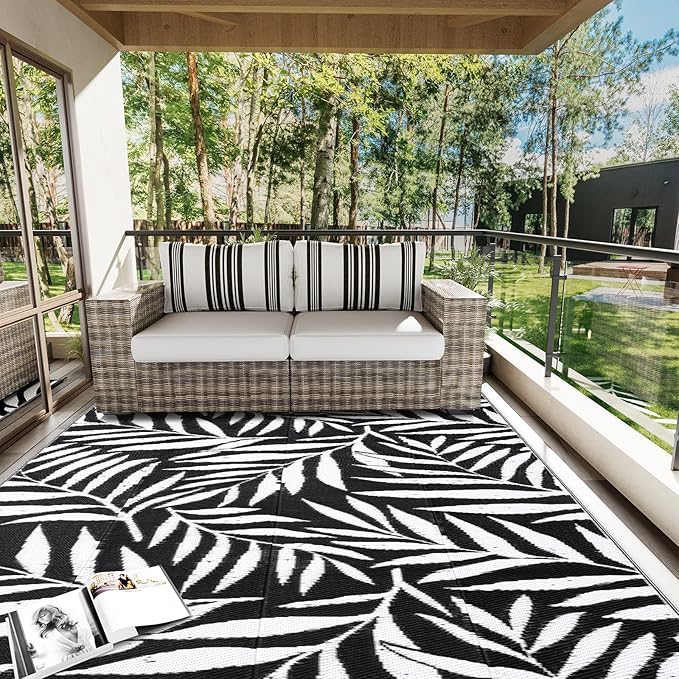 OLANLY Waterproof Outdoor Rug 8x10 ft, Reversible Outdoor Plastic Straw Rug with Leaf Pattern, RV Mat, Indoor Outdoor Carpet for Patio, Camping, Balcony, Deck, Backyard, Black & White