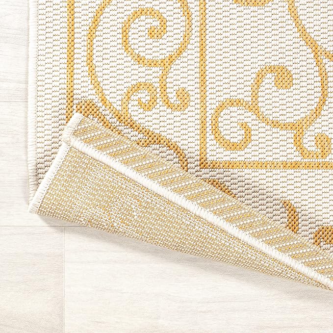 JONATHAN Y Vintage Filigree Indoor Outdoor Square Area Rug 5X5 Cream/Yellow, Charleston Textured Weave for Backyard, Patio, Porch, Easy-Cleaning, High Traffic, Pet-Friendly, Non-Shedding SMB106M-5SQ