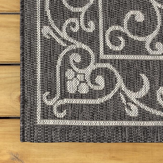 JONATHAN Y Vintage Filigree Indoor Outdoor Square Area Rug 9X9 Black/Gray, Charleston Textured Weave for Backyard, Patio, Porch, Easy-Cleaning, High Traffic, Pet-Friendly, Non-Shedding (SMB106G-9SQ)