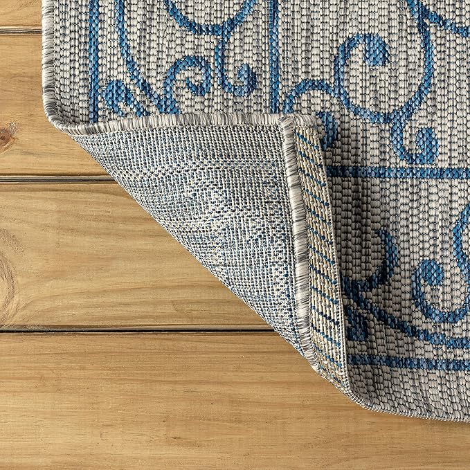 JONATHAN Y Vintage Filigree Indoor Outdoor Square Area Rug 4X4 Gray/Navy, Charleston Textured Weave for Backyard, Patio, Porch, Easy-Cleaning, High Traffic, Pet-Friendly, Non-Shedding (SMB106C-4SQ)