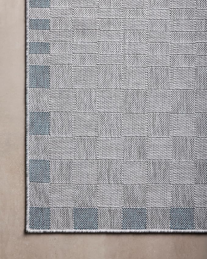 Loloi Amber Lewis Topanga Collection TOP-07 Silver/Blue 2'-3" x 3'-9" Indoor/Outdoor Area Rug