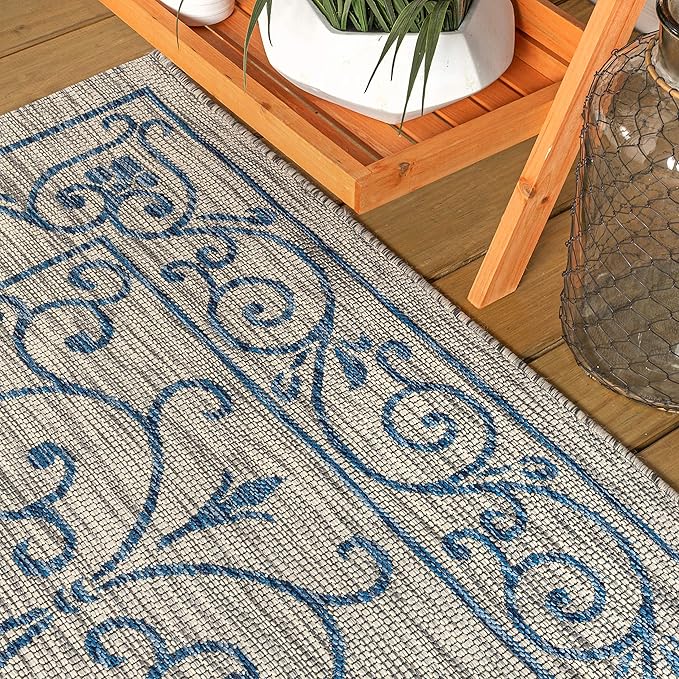 JONATHAN Y Vintage Filigree Indoor Outdoor Square Area Rug 9X9 Gray/Navy, Charleston Textured Weave for Backyard, Patio, Porch, Easy-Cleaning, High Traffic, Pet-Friendly, Non-Shedding (SMB106C-9SQ)